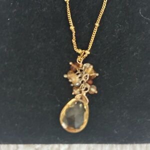 Satya Elegant Pendant Necklace